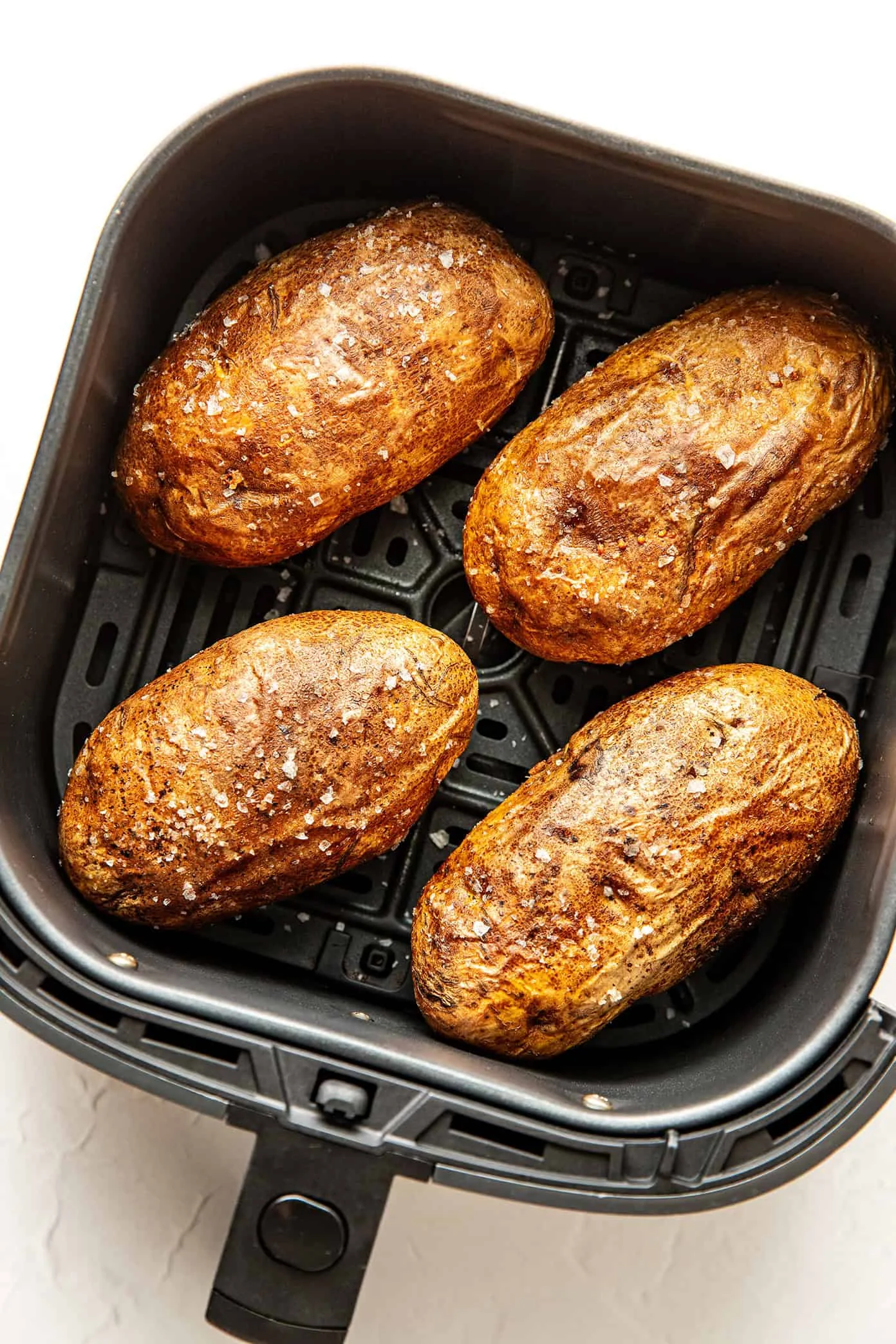 Baked Potatoes Just Got a 45-Minute Air Fryer Makeover and the Skins Are Crimin…