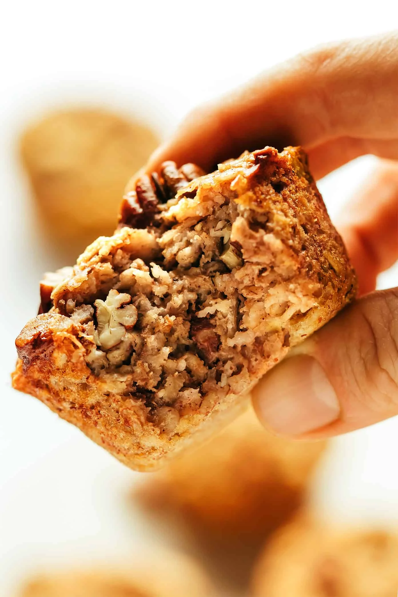 Banana Baked Oatmeal Cups Just Declared War on the Morning Rush