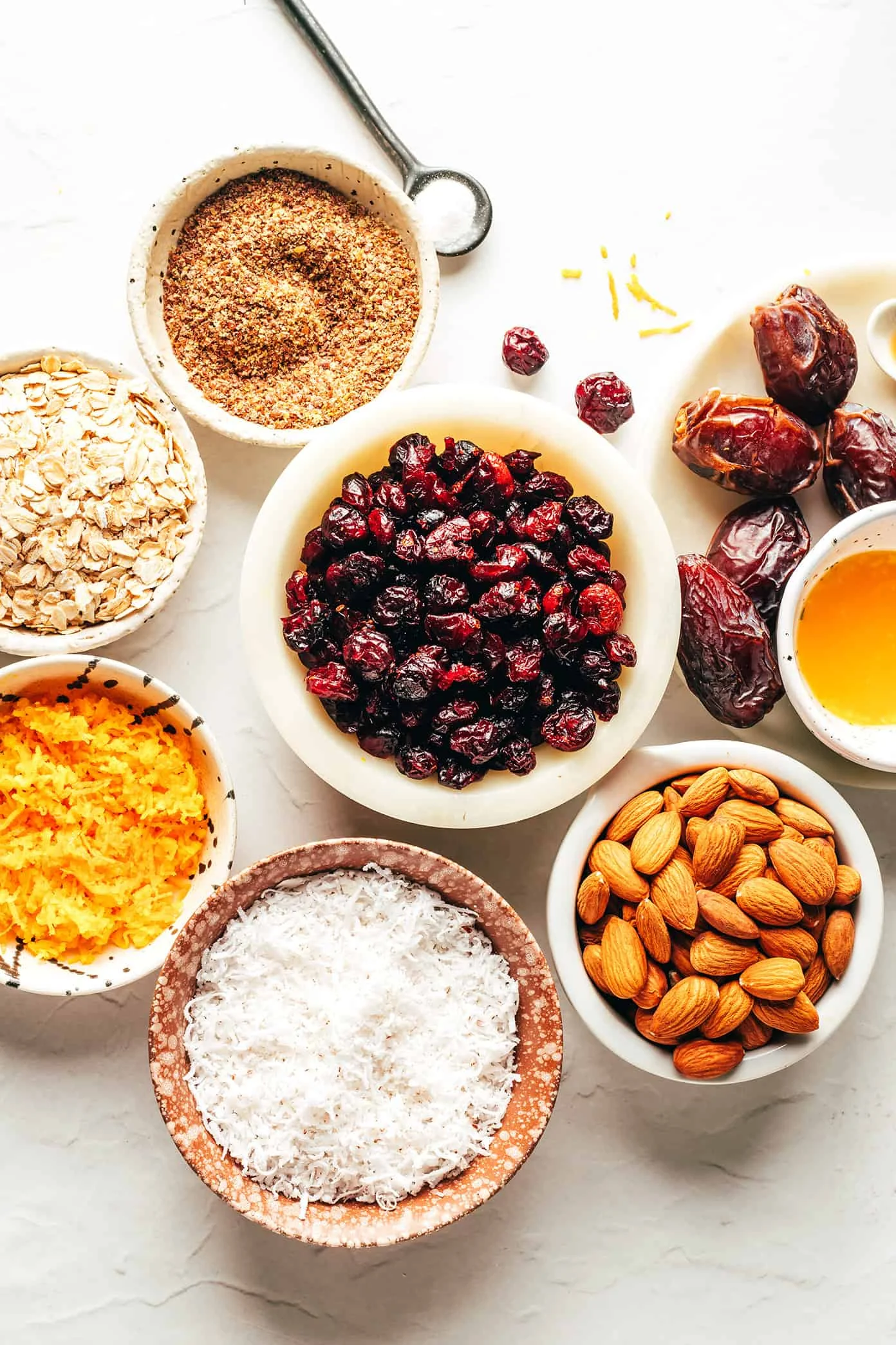 Cranberry Orange Energy Bites Just Declared War on the Breakfast Aisle