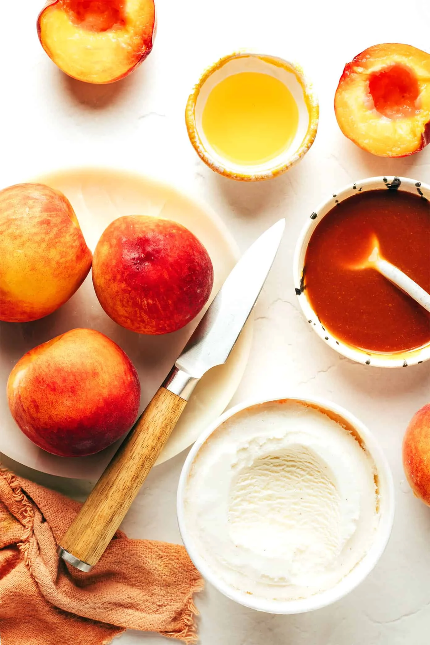 20 Minutes to Dessert Fame: Grilled Peaches Meet Bourbon Caramel