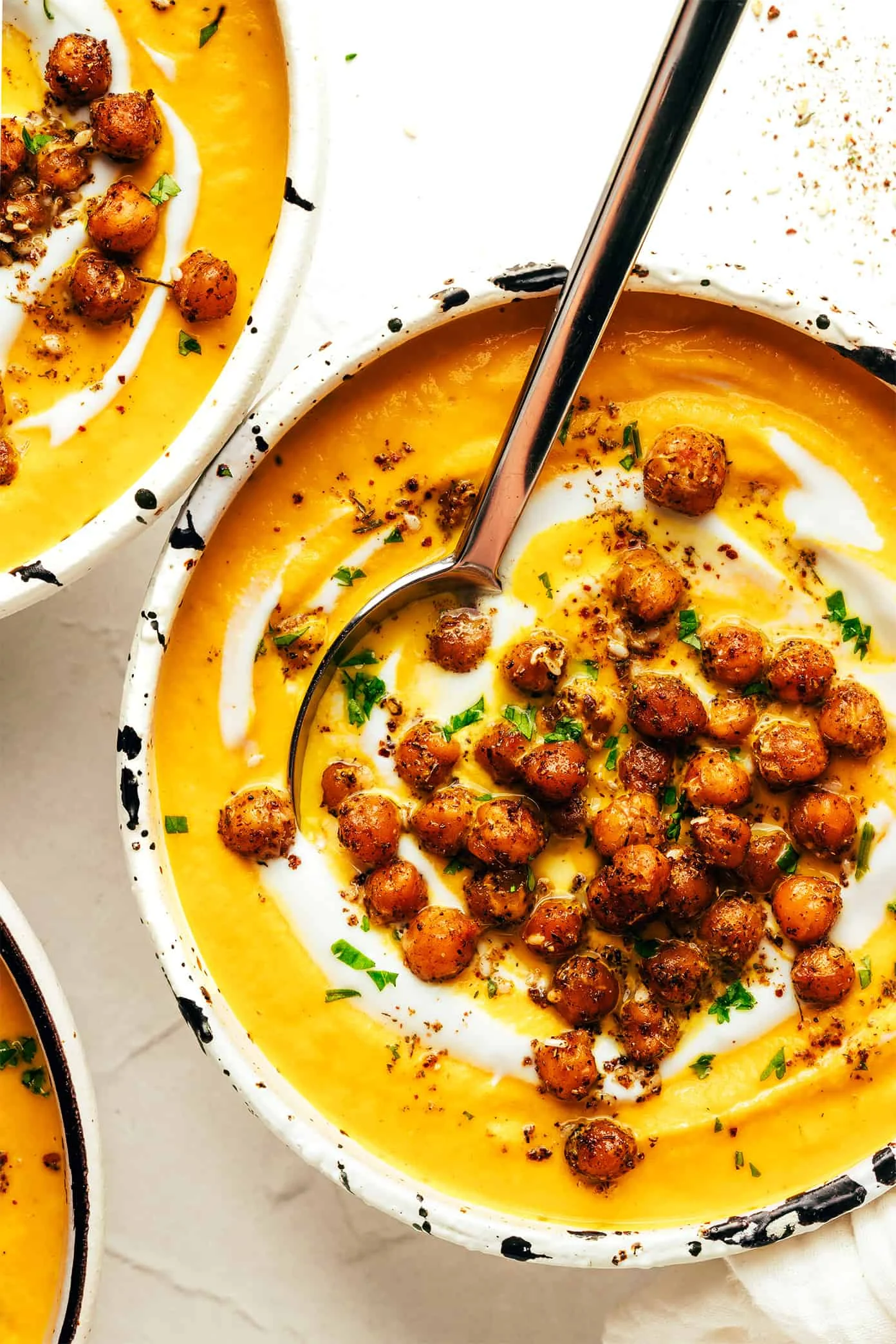 Carrot Conspiracy: These Za'atar Chickpeas Never Make It to the Soup