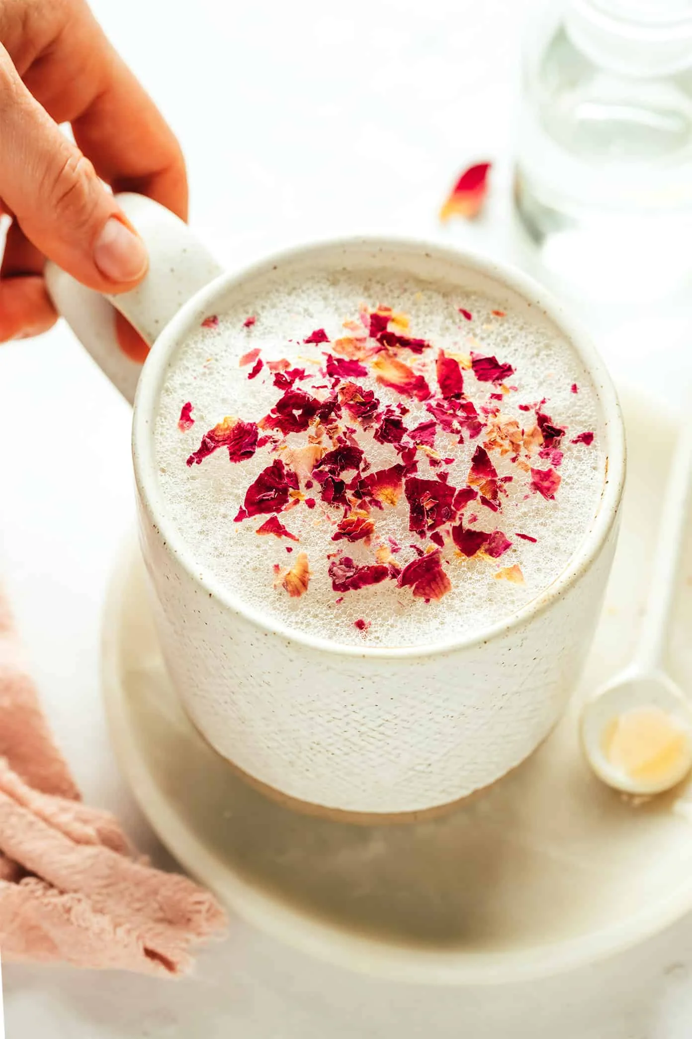 Café Secret Leaked: The Vanilla Rose Latte You Can Make at Home