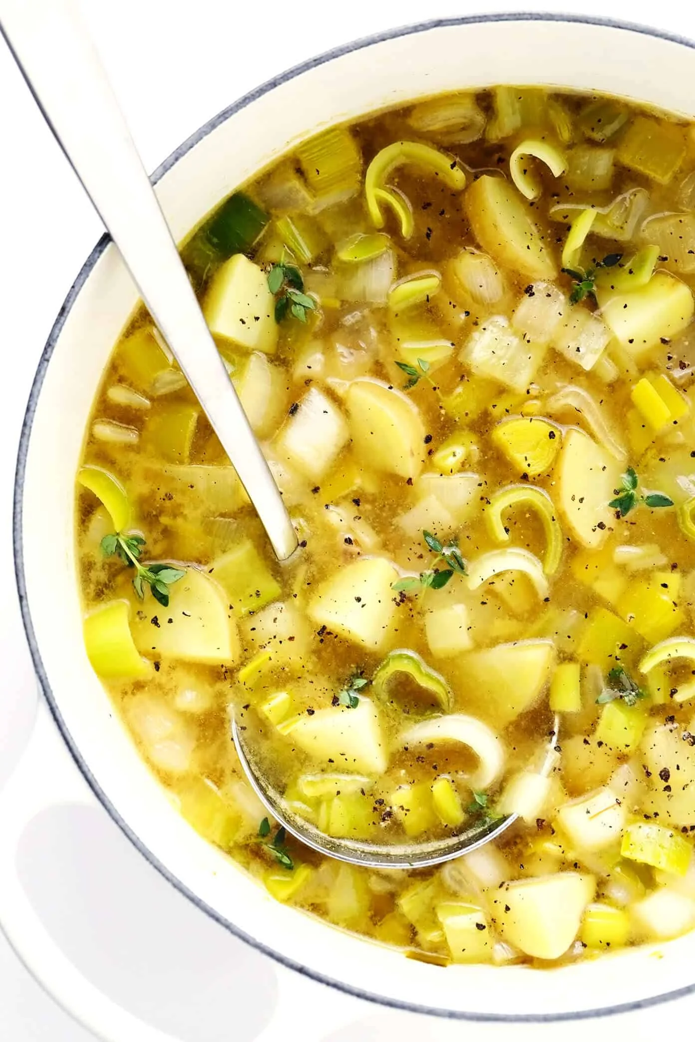 This Cream-Free Rustic Potato Leek Soup Proves Everything You Knew About Comfor…