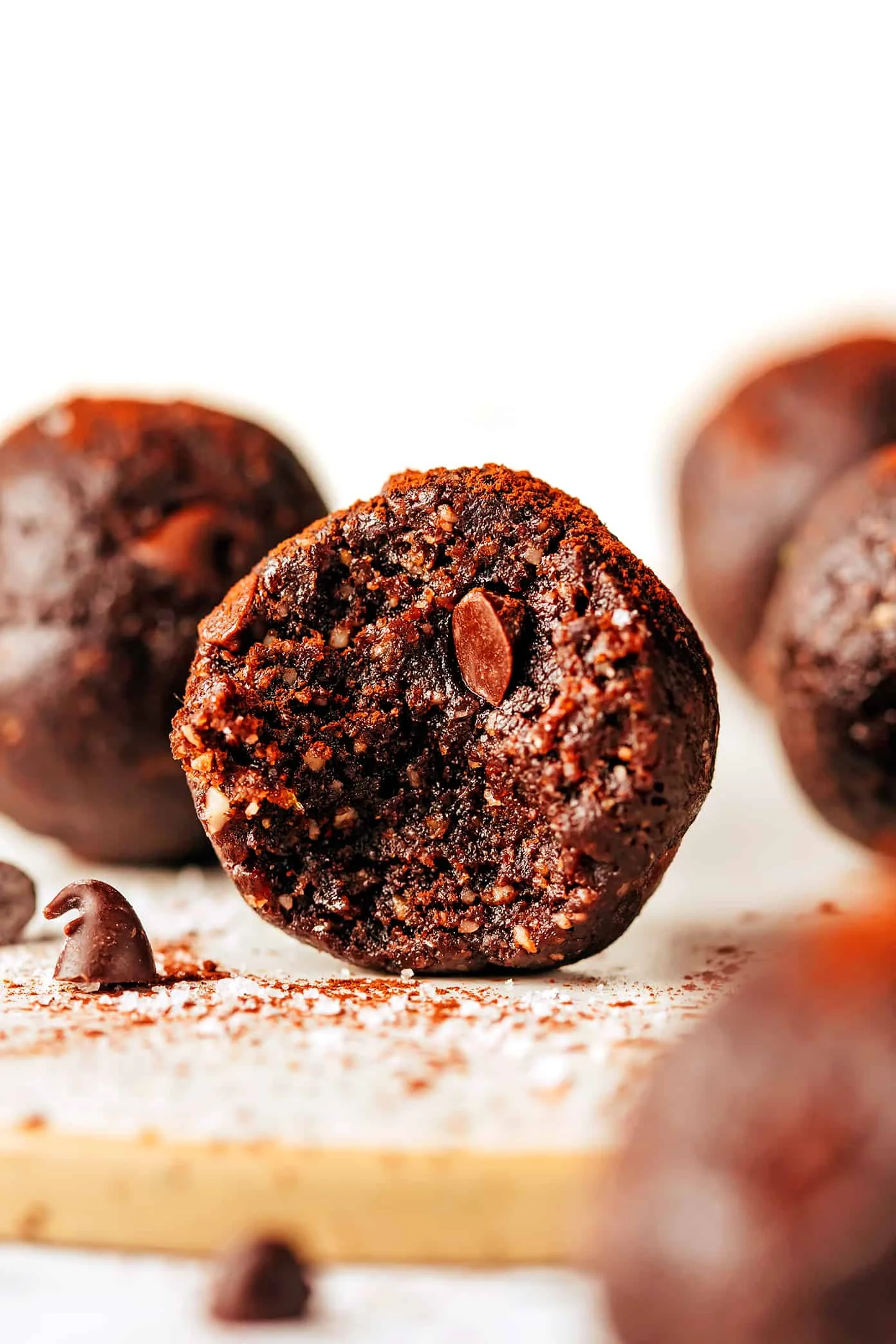 Salted Chocolate Brownie Bites: The Snack That Fakes Being a Dessert